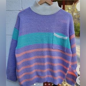 ~SOLD~ Vintage 90s striped sweater. Great condition. unisex L